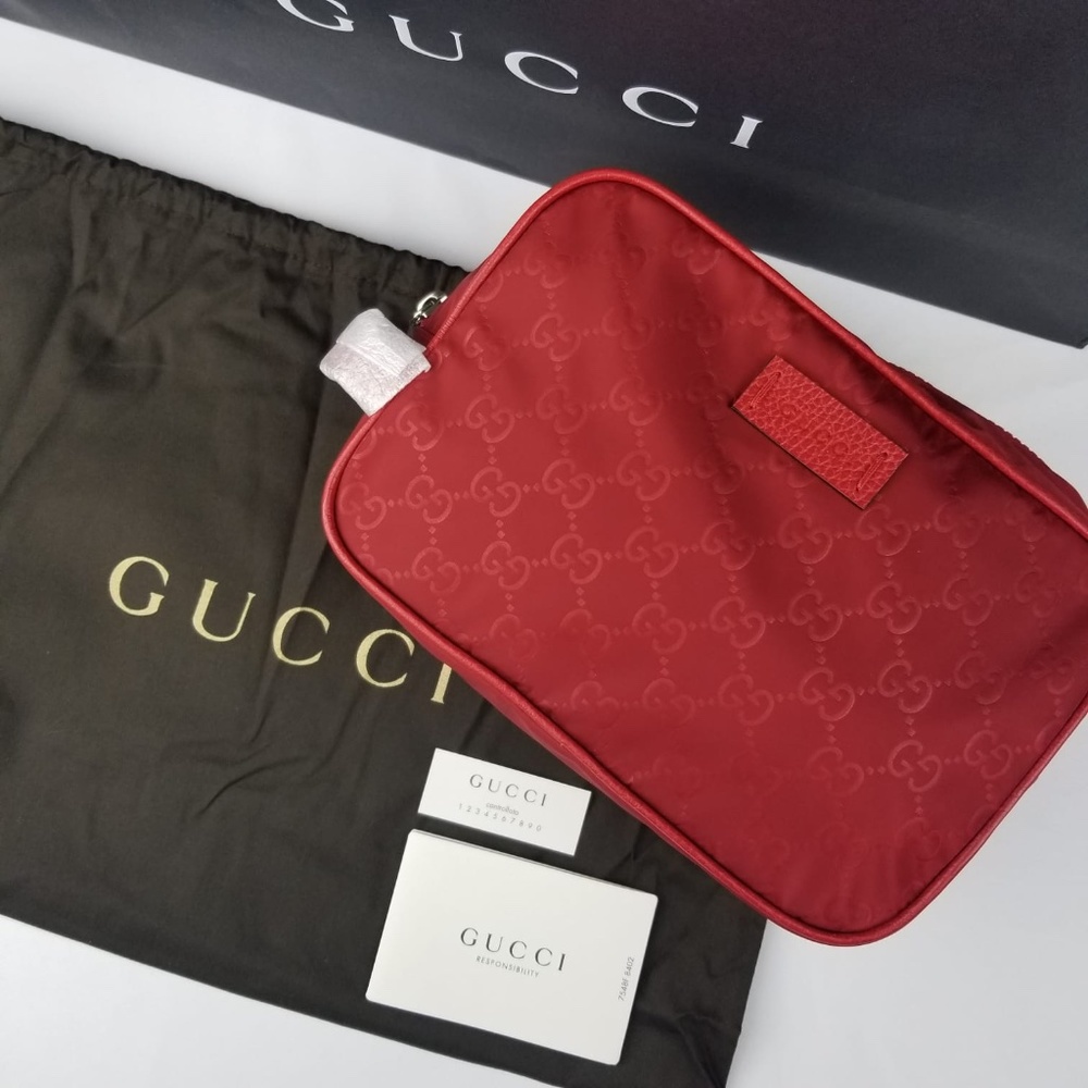 NWT Gucci Nylon Large Toiletry Bag Red Guccissima